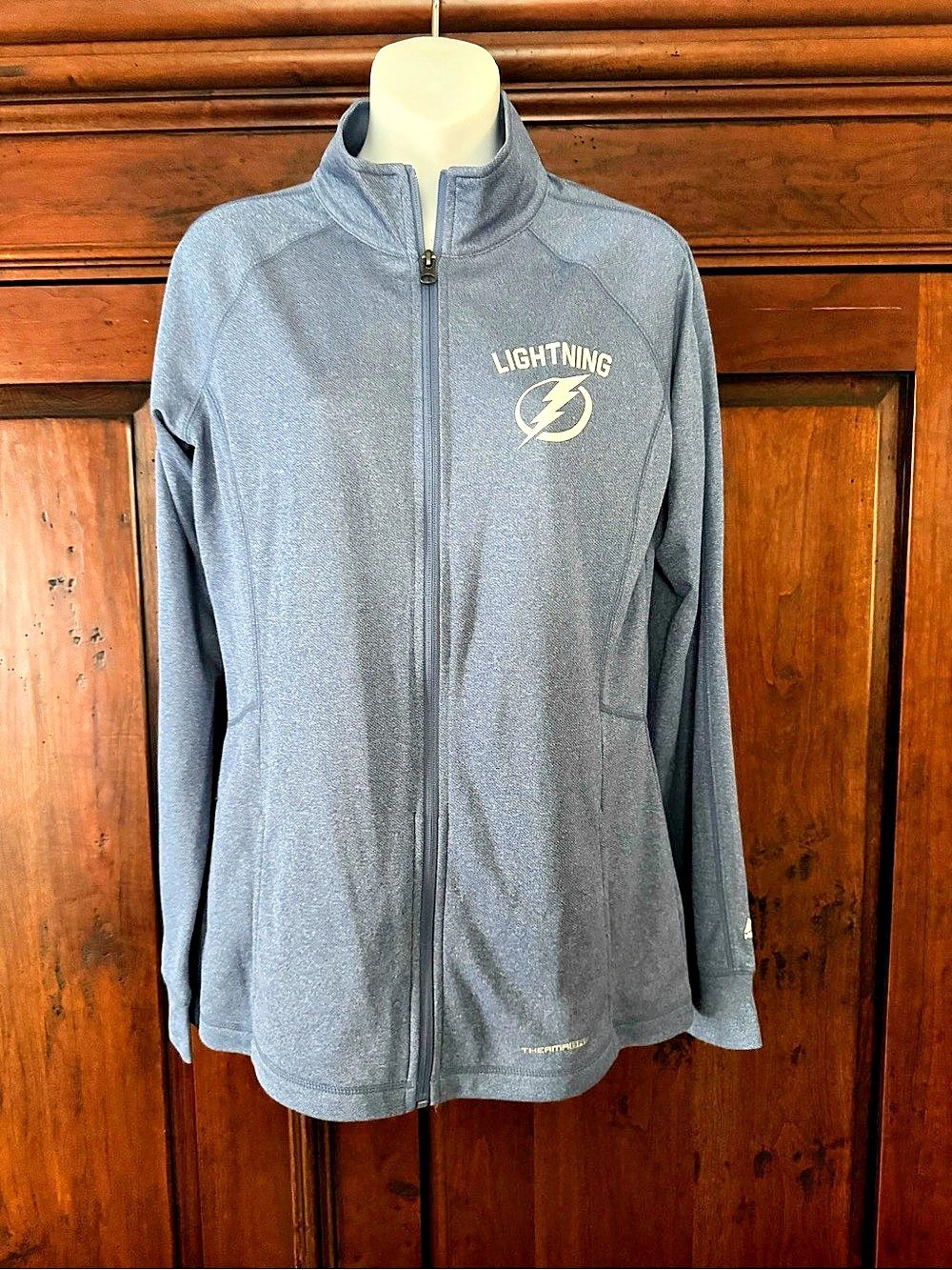 NWT Majestic Lightning Women’s Blue Zip Jacket Size Large
